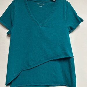 Soft Surroundings Asymmetrical Teal Short Sleeve Top large